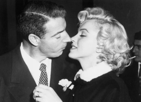 Biểu tượng gợi cảm Marilyn Monroe và 3 cuộc hôn nhân chóng vánh